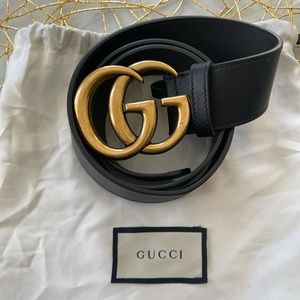 Black and Gold GG Logo Gucci Belt